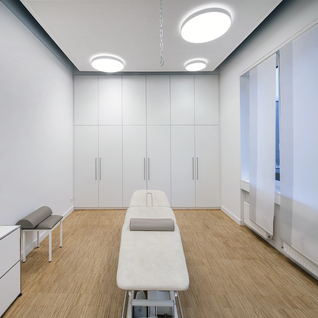 Behandlungsraum der Physiotherapie am Kö-Bogen Düsseldorf